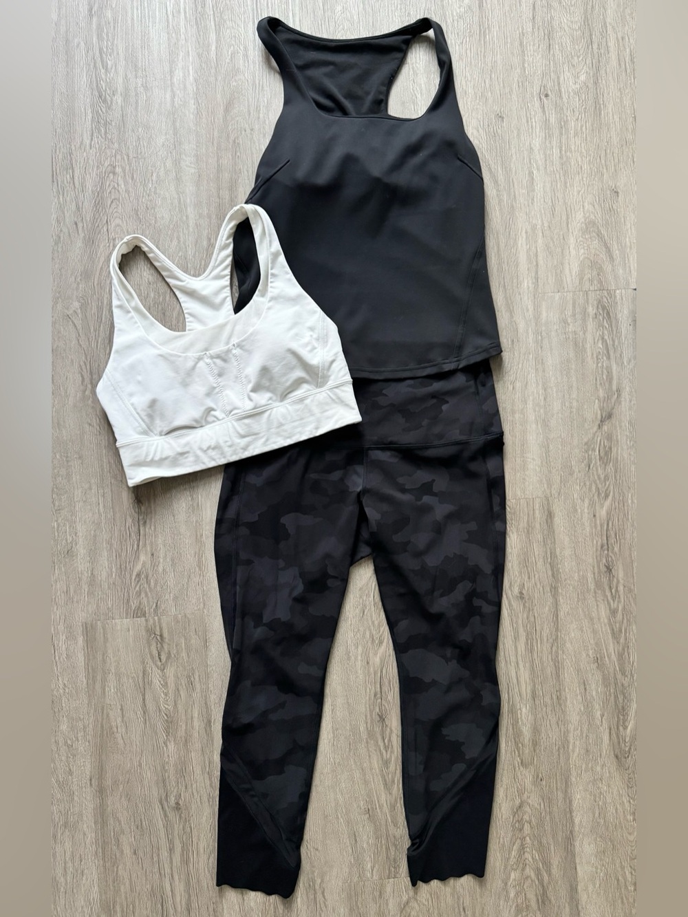 Lululemon Bundle Size 10
